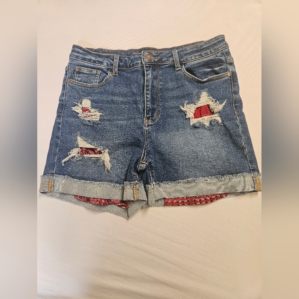 Judy Blue- Denim Distressed Women's Shorts XL Blue 94%Cotton